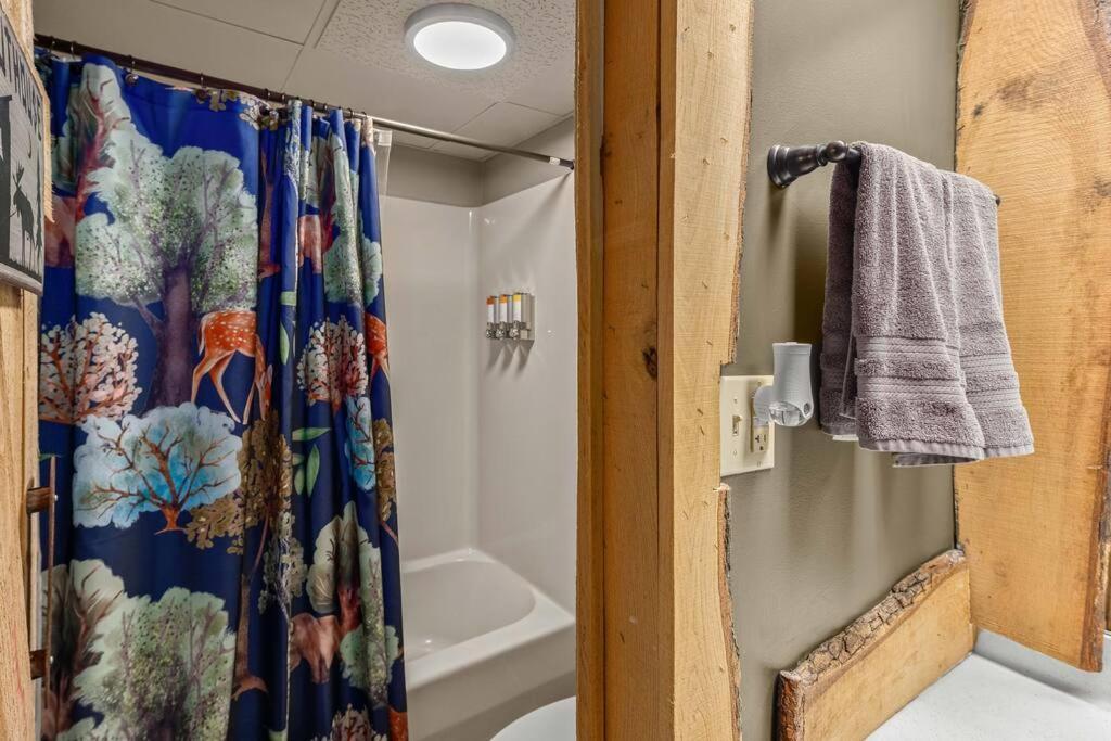 יוריקה ספרינגס Stonegate Lodge King Bed, Wifi, 50In Tv, Fire Pit, Salt Water Pool Room # 310 מראה חיצוני תמונה